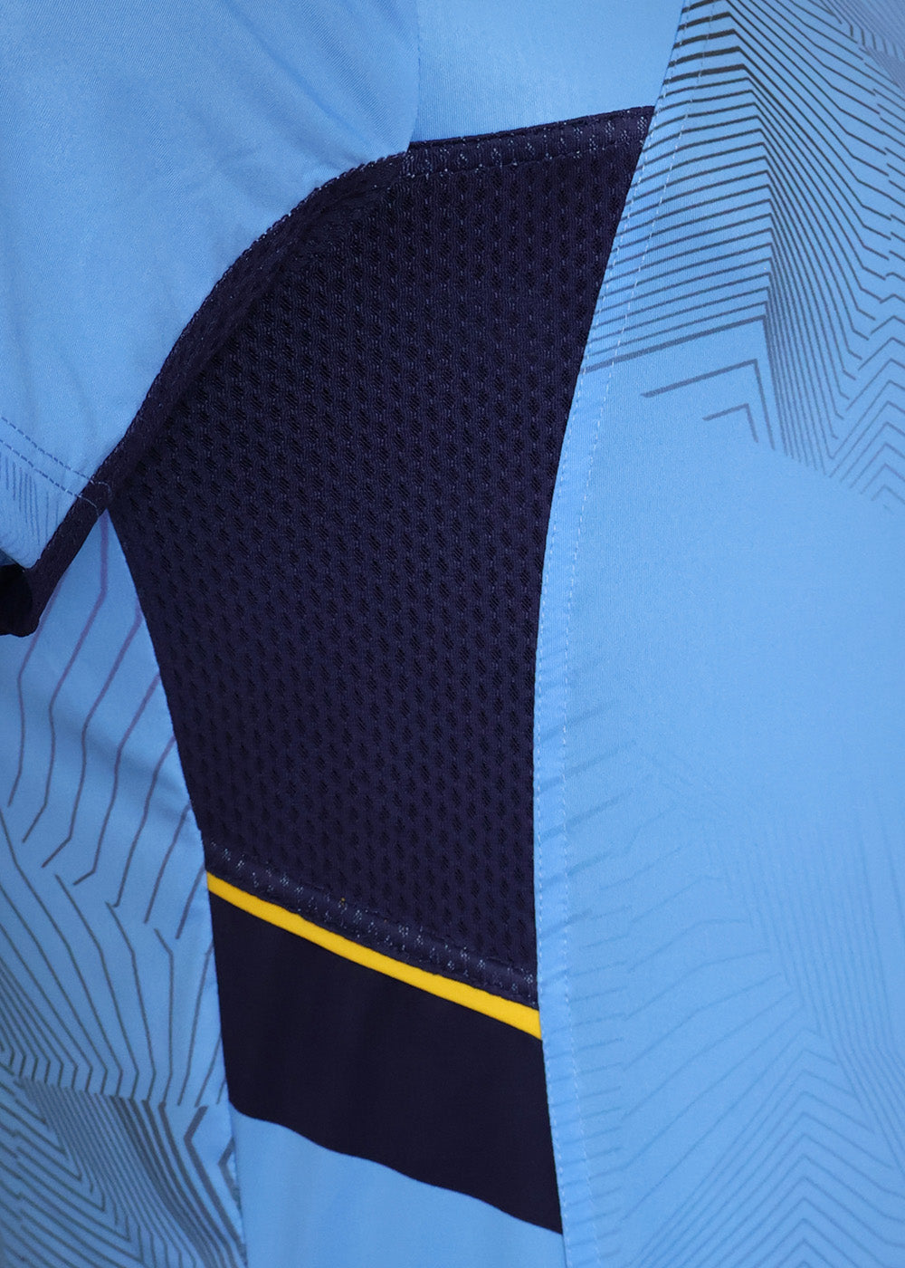 uniforme-training-evolution-celeste